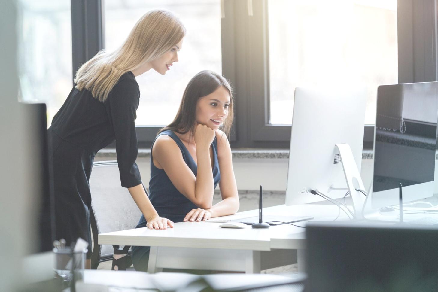 Graphiques financiers et analyses de tendances